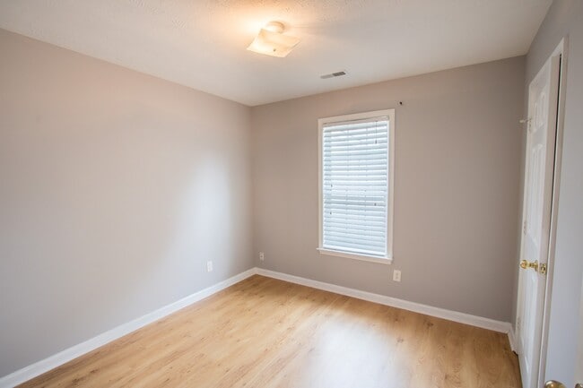 Building Photo - 4054 Margo Cir