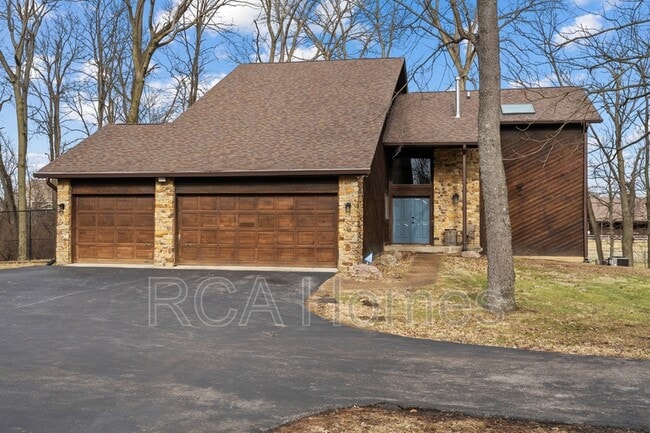 Building Photo - 8820 W 46th St