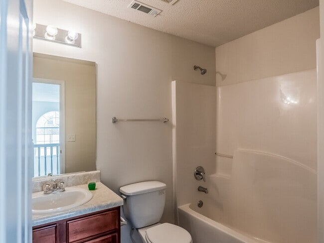 Building Photo - 1008 Spaniel Terrace