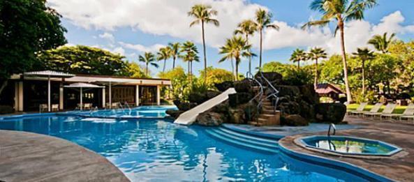 Building Photo - Resort style living in Hawaii Kai 2 Bedroom