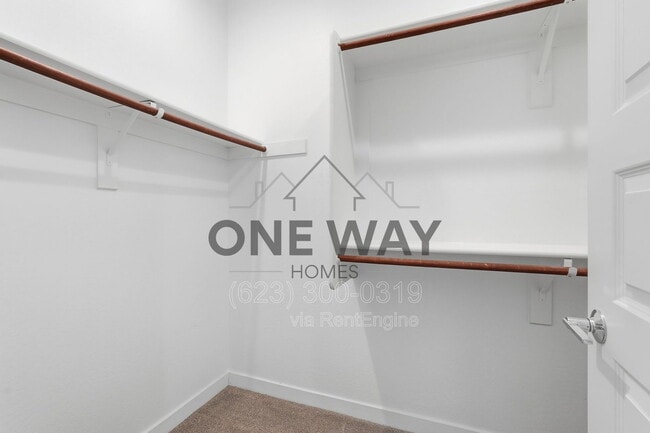 Building Photo - 2962 E Mohave Ln