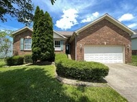 Building Photo - Fantastic Home in Shelbyville!