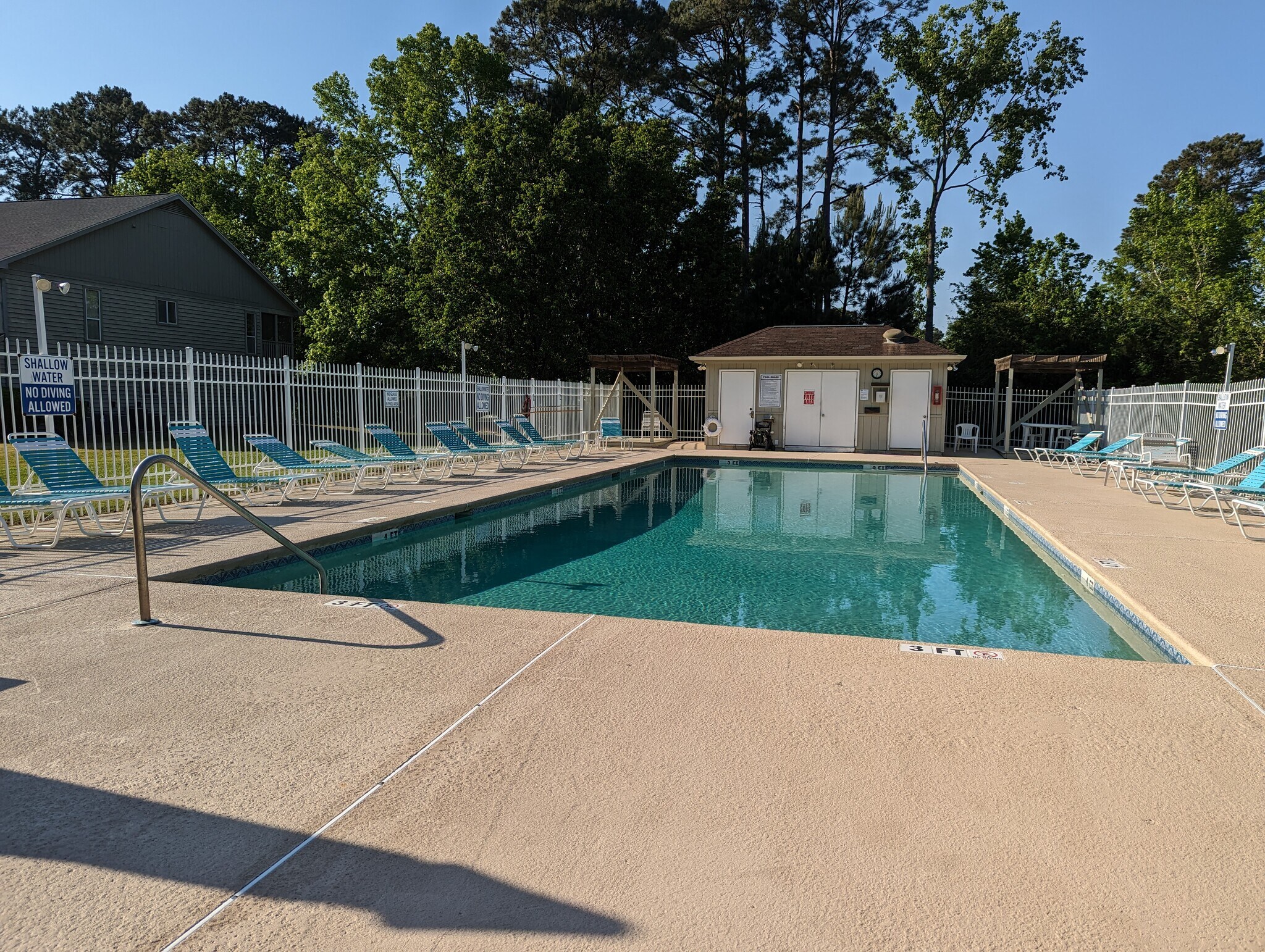 Building Photo - 1460 Blue Tree Ct
