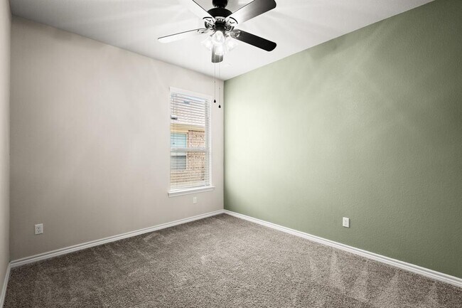 Building Photo - 5417 Vanner Path
