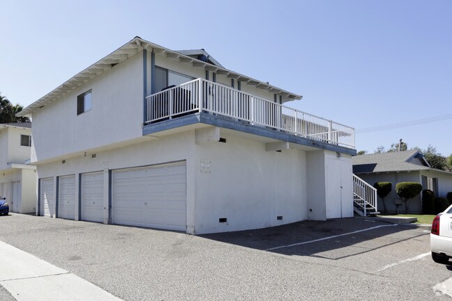 Building Photo - 8142 Ellis Ave
