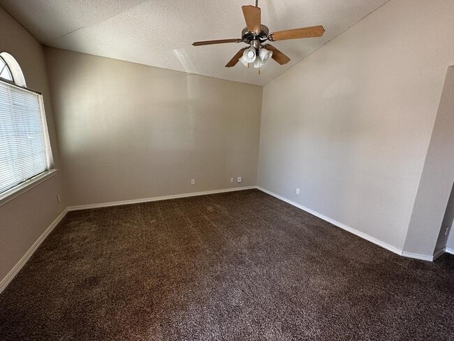 Building Photo - 3588 Tierra Calida Dr