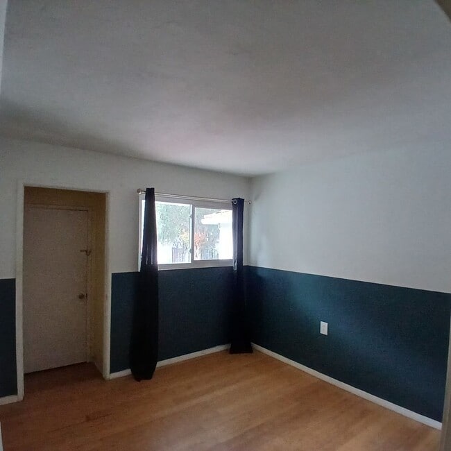 Building Photo - Detached Home in SDSU Area