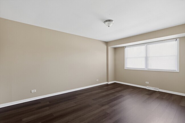 Building Photo - 193 Jeffrey Ln