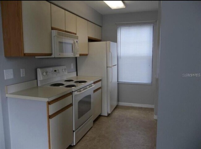 Building Photo - 3110 W Fox Squirrel Dr