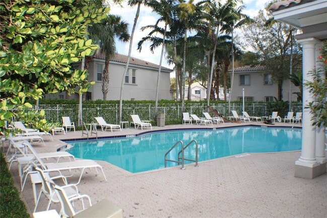 Building Photo - 4704 NW 57th Pl