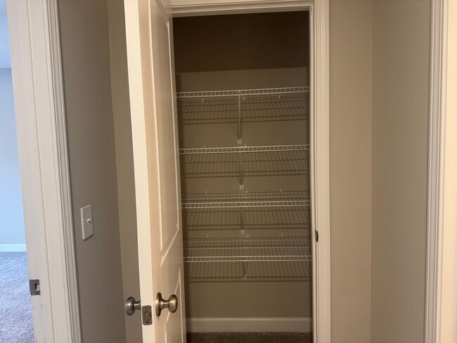 Building Photo - 340 Nettle Ln