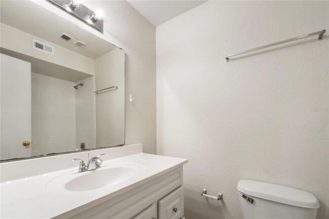 Building Photo - 1043 S Hiawassee Rd