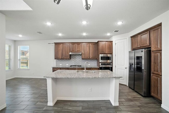 Building Photo - 3054 Columbus Loop