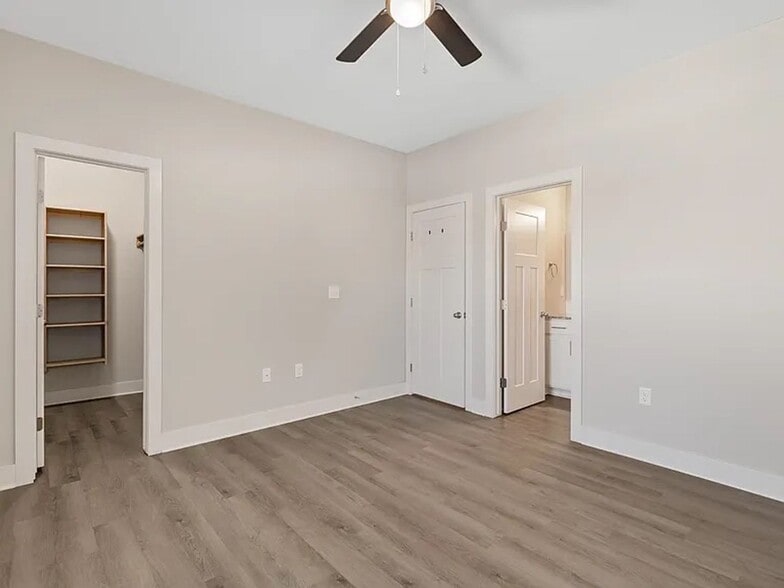 Building Photo - 3518 W 45th St S