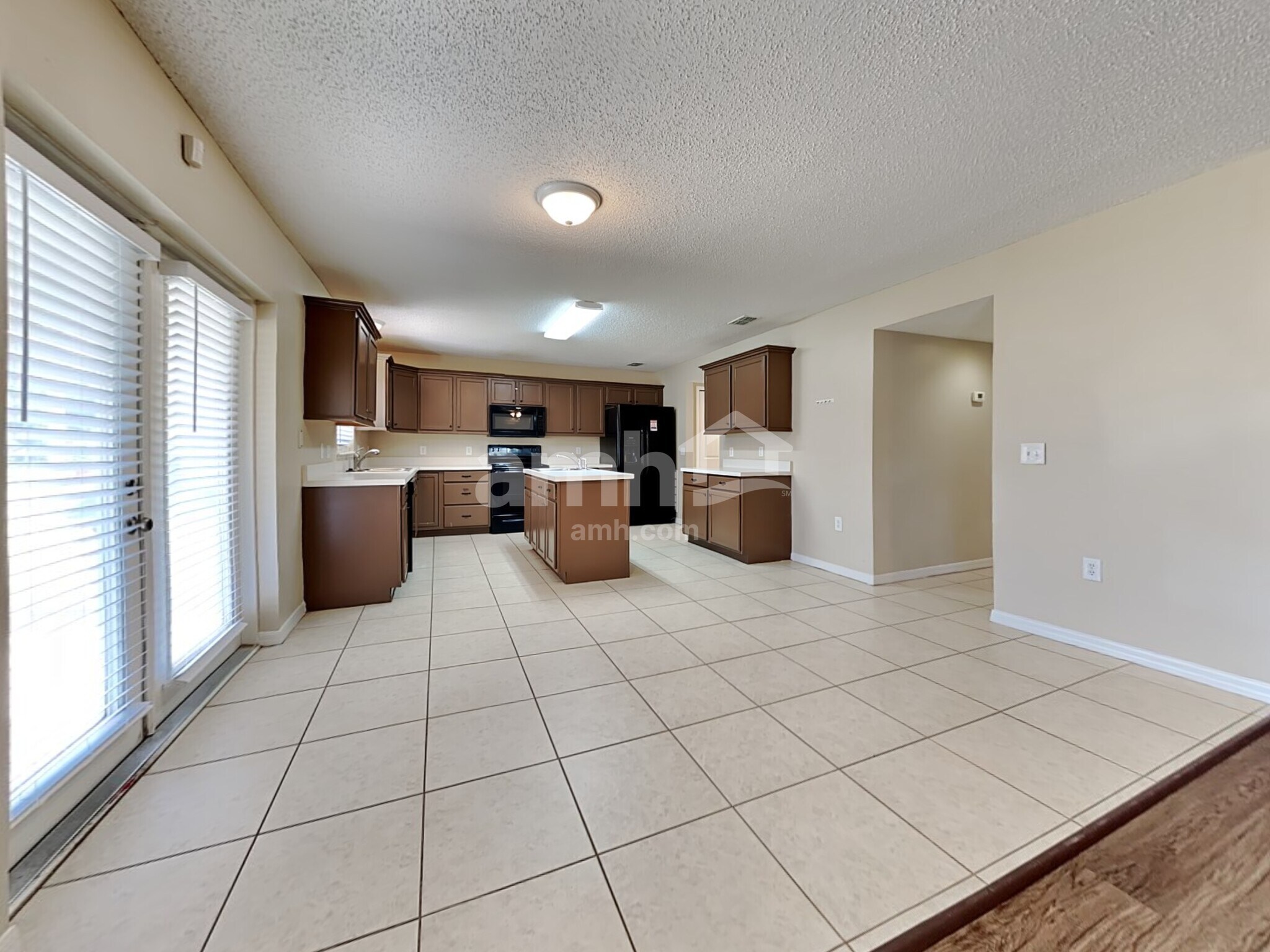 Building Photo - 8051 Foxdale Dr