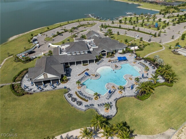 Building Photo - 19001 Aqua Shore Dr