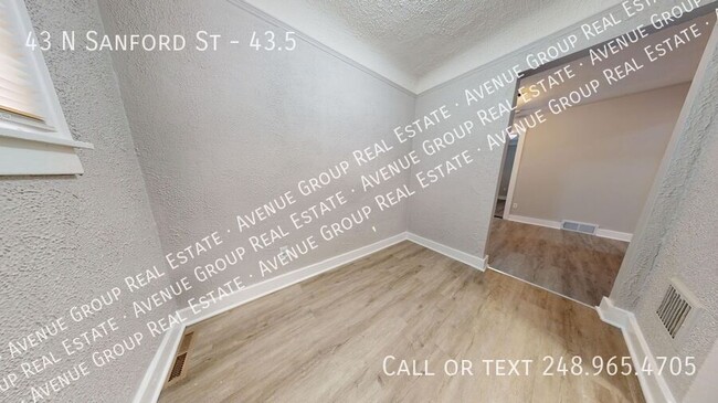Building Photo - 43 N Sanford St
