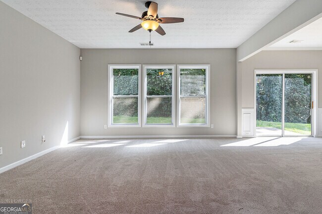 Building Photo - 6126 Allpoint Way