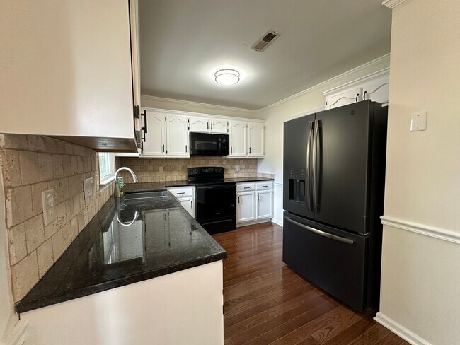 Kitchen - 7536 Fallow Ln
