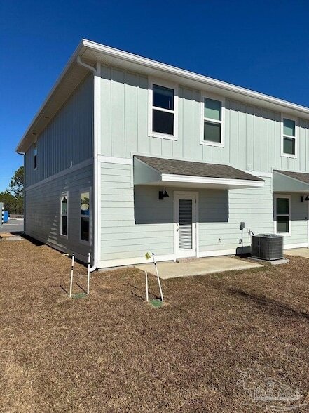 Building Photo - 5737 Stellarjay St