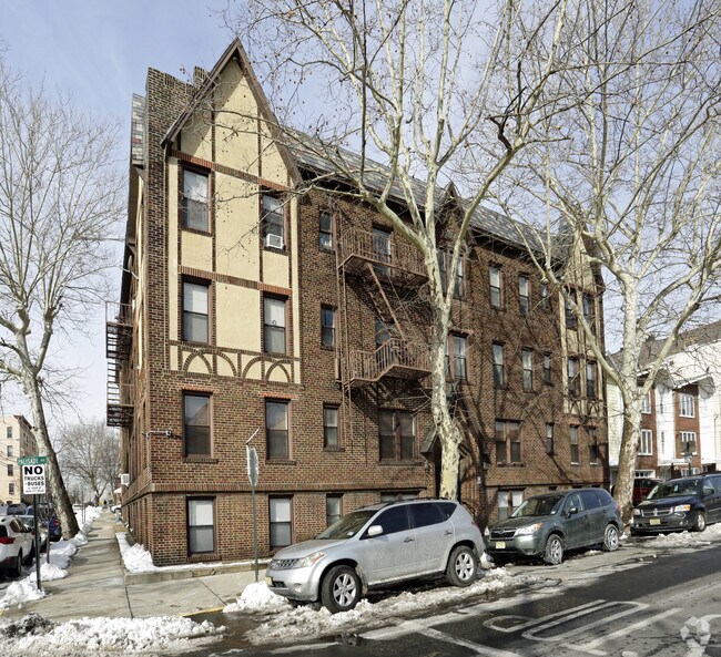 The Palisade 301 Palisade Ave Union City NJ 07087 Apartment Finder