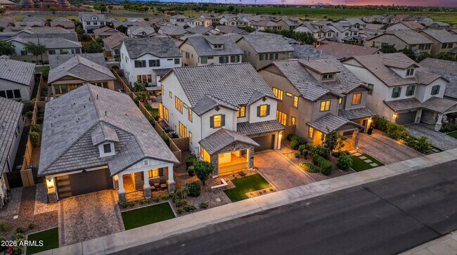 Building Photo - 2141 E Flamingo Way