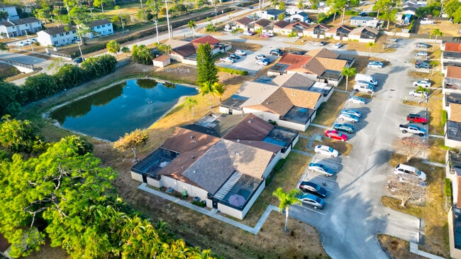 Building Photo - 4782 Sunny Palm Cir