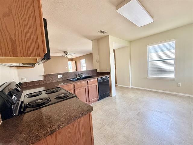 Building Photo - 5912 Ridge Lake Dr