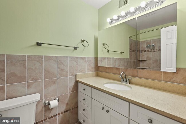Building Photo - 3848 Brighton Ct