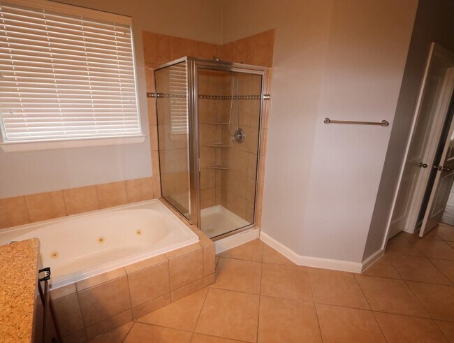 Building Photo - 28238 Daystrom Ln