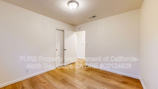 Building Photo - 353 E Robles Ave