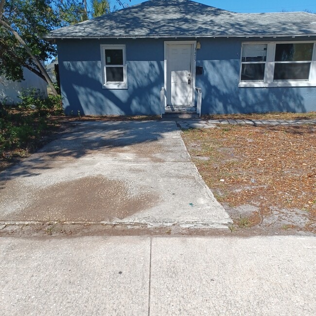Primary Photo - 3475 14th Ave S