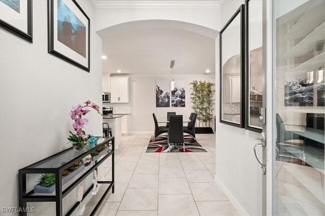 Primary Photo - 14672 Edgewater Cir