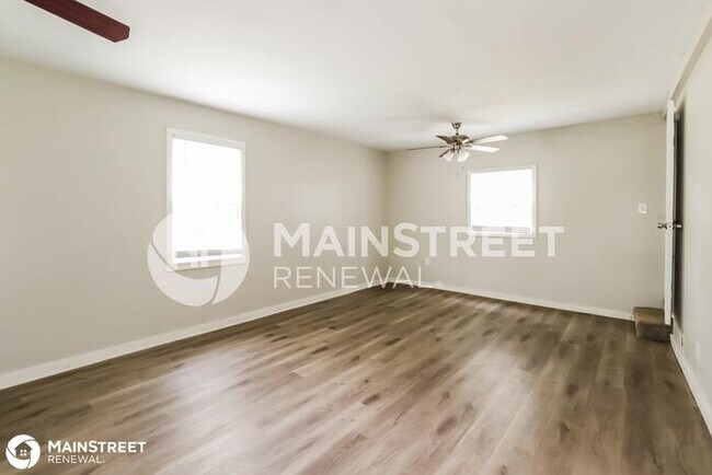 Building Photo - 4411 N Charlotte Street, Kansas City, MO 6...