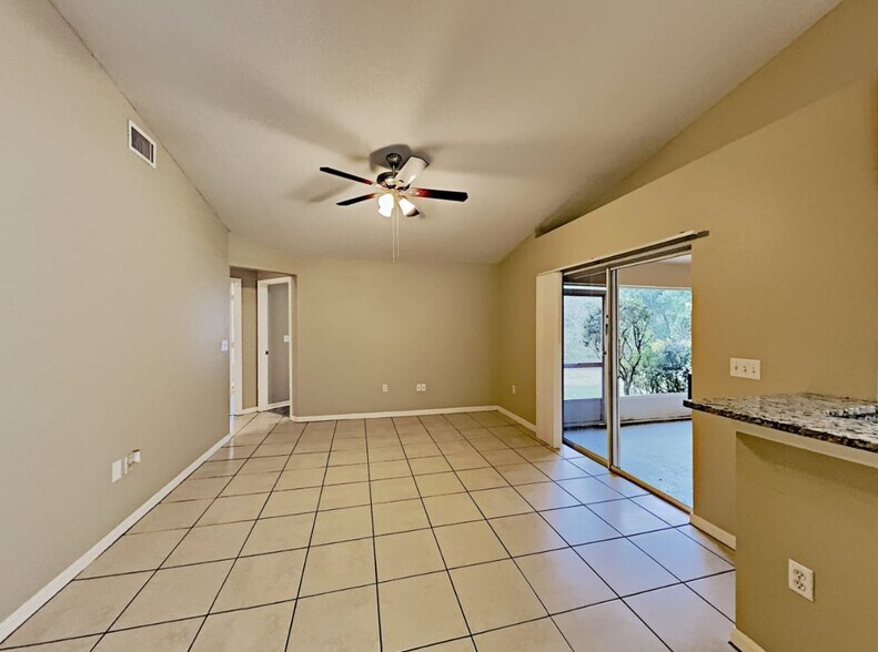 Building Photo - 2938 Hickory Ridge Dr