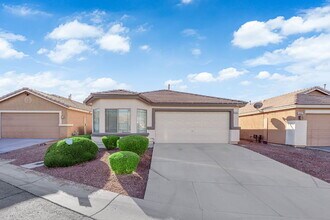 Building Photo - Charming 4-Bedroom Home in a Quiet Las Vegas Community!