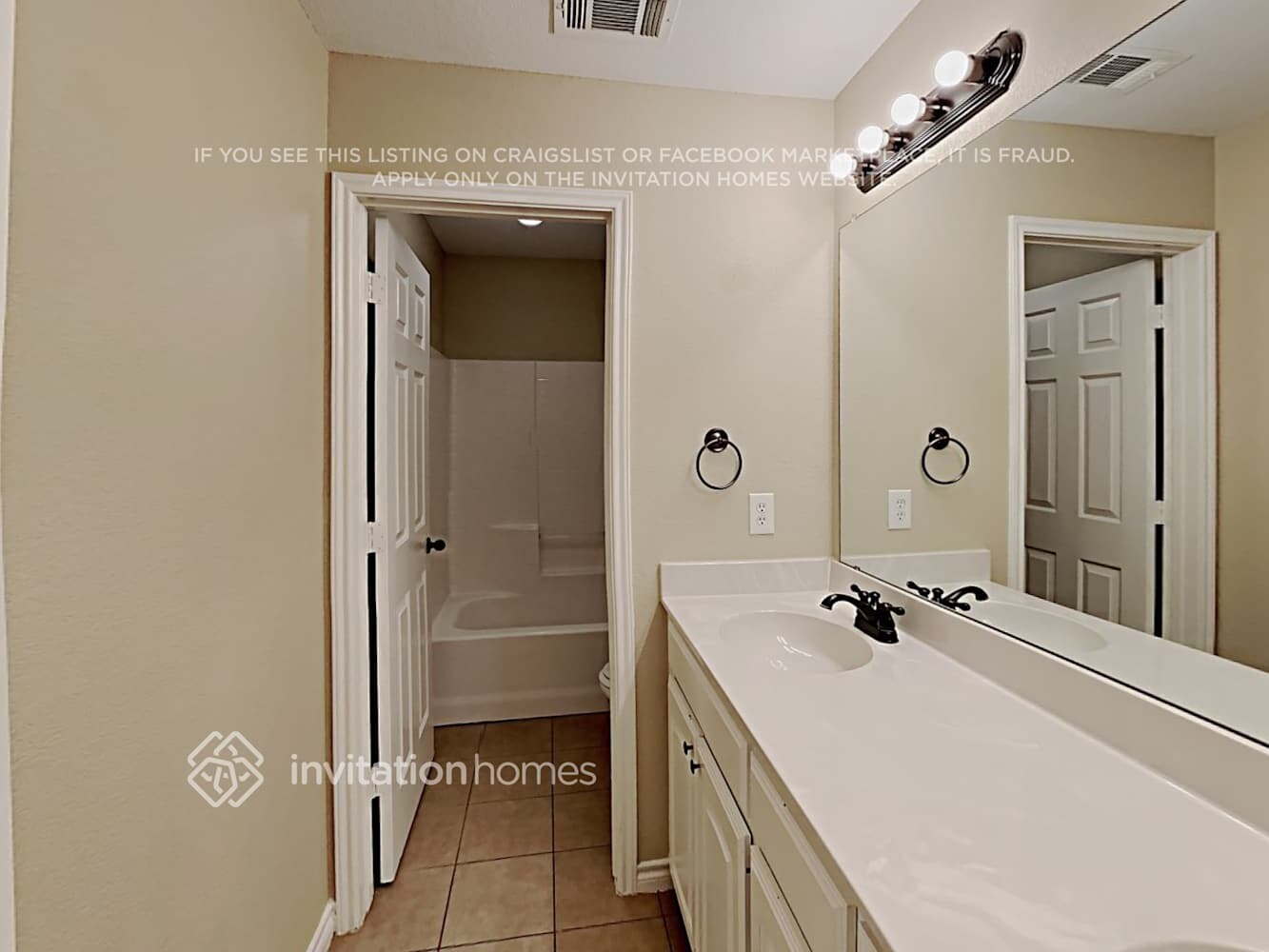 Building Photo - 830 Randall Rd