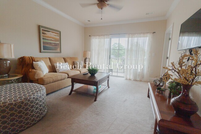 Building Photo - 2180 Waterview Dr