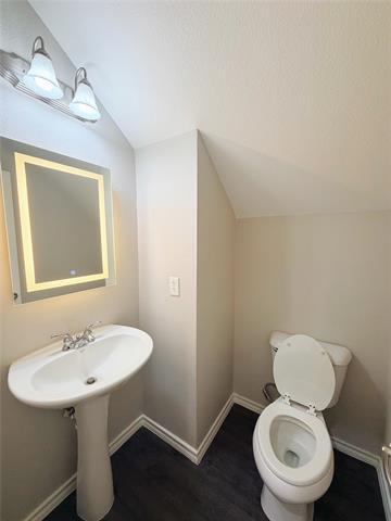 Building Photo - 69 Cattail Pond Dr