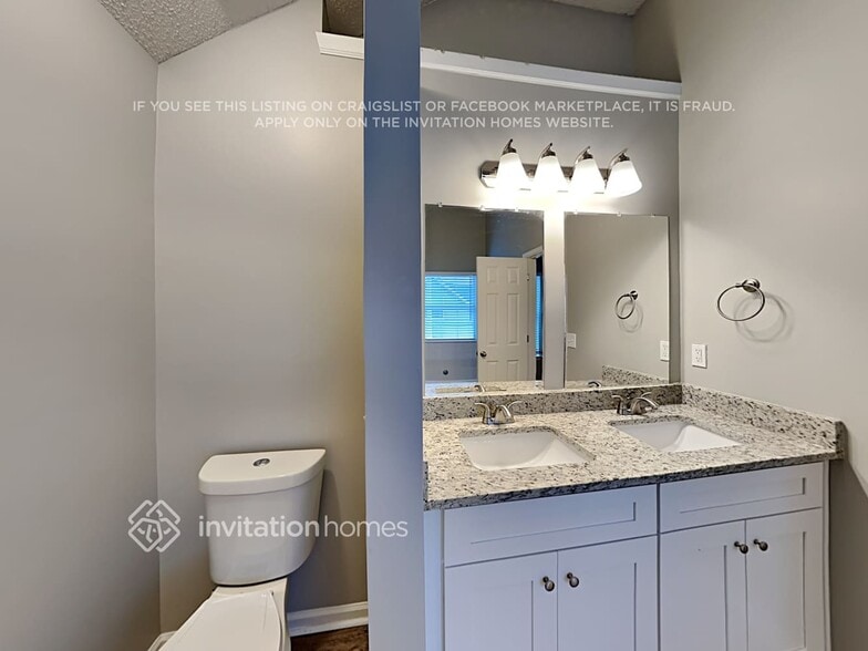 Building Photo - 1040 Maris Ln