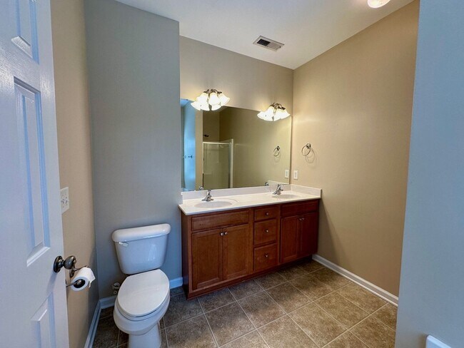 Building Photo - Long Term Rental - Summerville, South Carolina