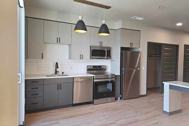 0B studio - Edmond Curtis Park