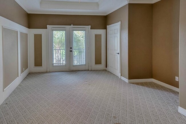 Building Photo - 58 Lake Rd