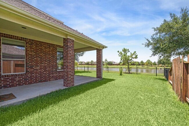 Building Photo - 25910 Celtic Terrace Dr