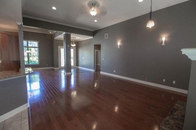 Building Photo - 5702 Thornbrook Pkwy