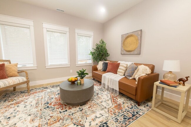 Building Photo - *August 2027* - Brand New Build 5 Bed, 5 Bath Brick Townhome! Amazing Location!