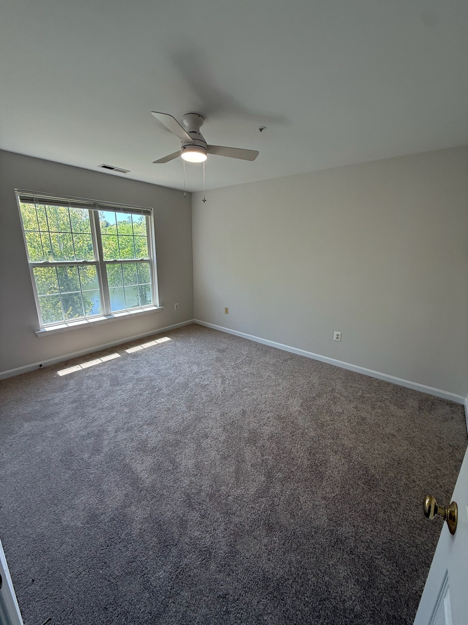 Bedroom #2 - 911 Lake Front Dr