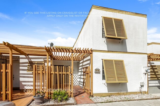 Building Photo - 1314 SW 131st Pl Cir E