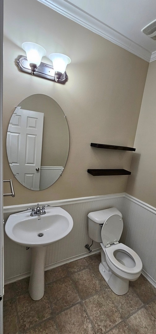 Building Photo - 481 Silver Charm Dr