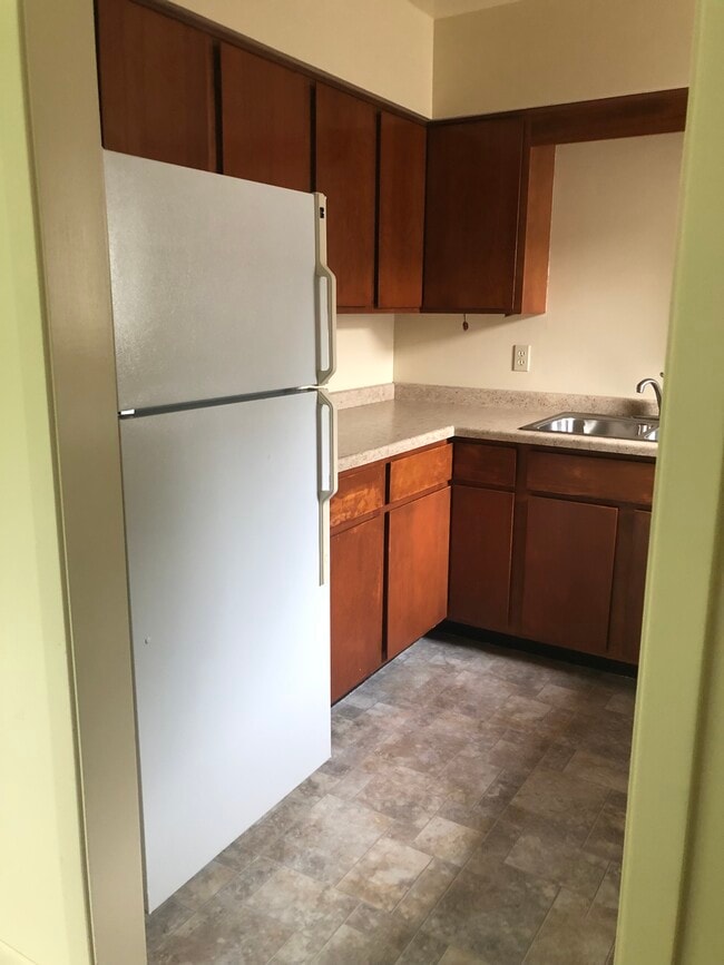 Building Photo - 1110 College Ave